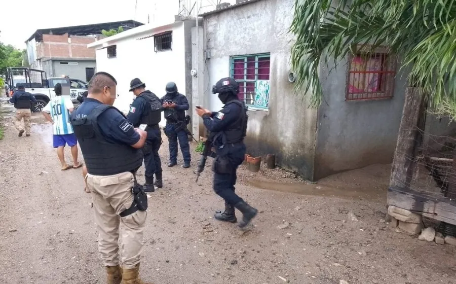 policias_ataque_familia