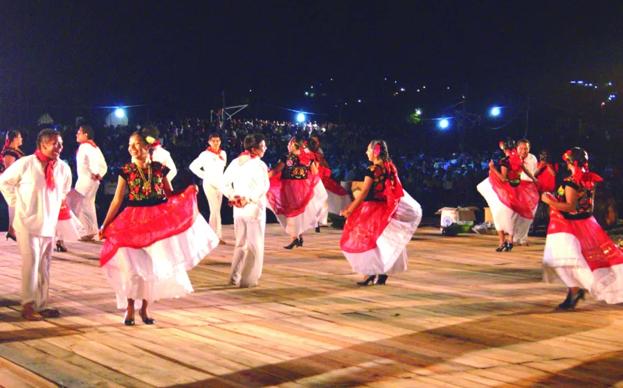 baile_guelaguetza