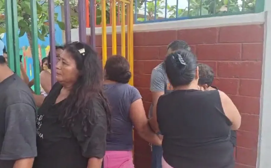 Los padres de familia están divididos.