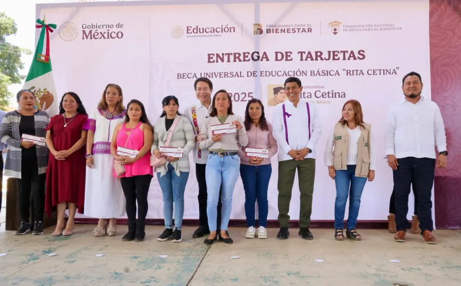 También se otorgarán 810 pesos correspondientes al uniforme de gala y 405 pesos para el uniforme deportivo. Foto: Cortesía.