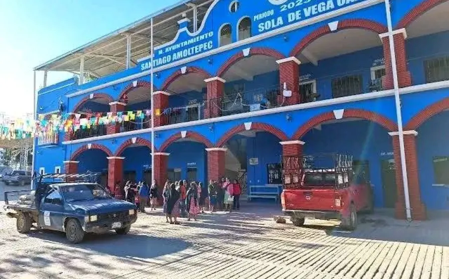 roja_amoltepec