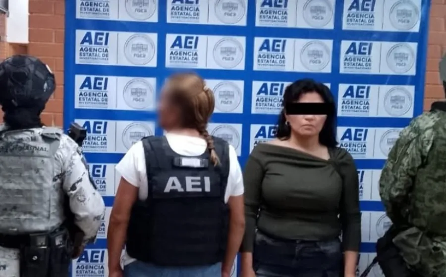 mujer_disparos
