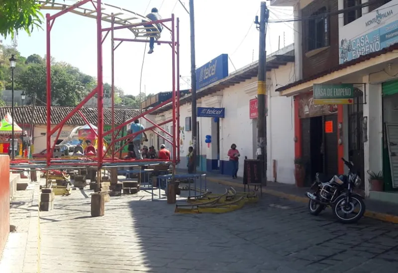 Instalación de juegos mecánicos