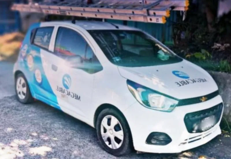 Auto de megacable