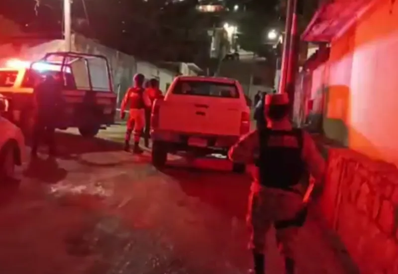 policia-acordonando-area