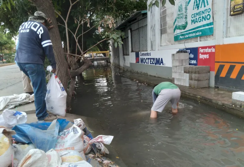 La tarde del jueves, la familias vivieron una situación de emergencia. FOTO: Cortesía.