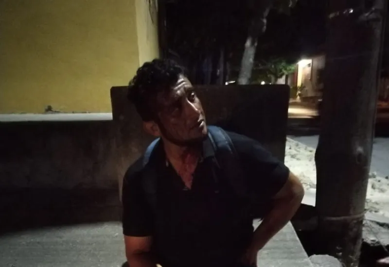 Los asaltantes le propinaron tremenda golpiza en la Séptima Sección.