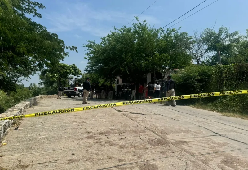 El cuerpo sin vida fue levantado por sus familiares y trasladado a su domicilio de la Octava Sección Cheguigo.