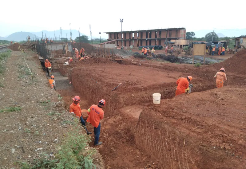 La estación del tren en Tehuantepec se construye en cercanías del CECyTE 18.