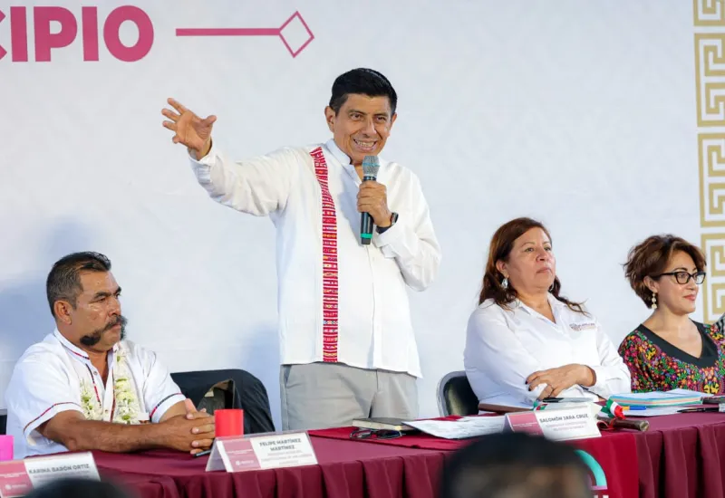 El Mandatario estatal anunció diversos apoyos como parte de la estrategia Trabajo que Transforma tu Municipio. Foto: Cortesía