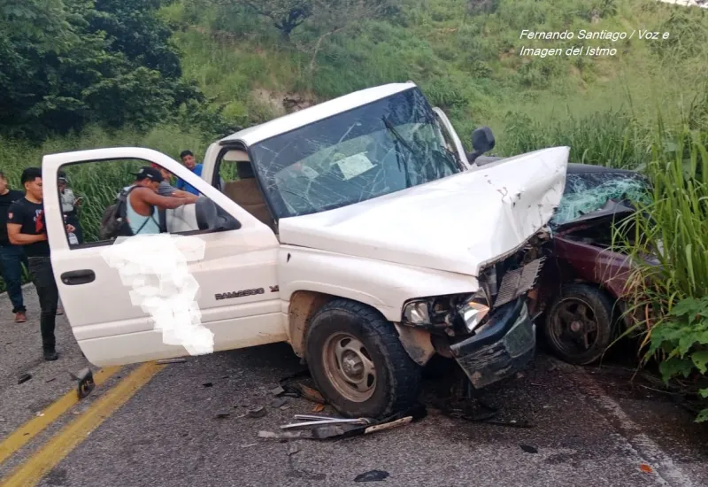 Fatal accidente se registró en el tramo carretero San Pedro Tapanatepec-Rizo de Oro, Chiapas.
