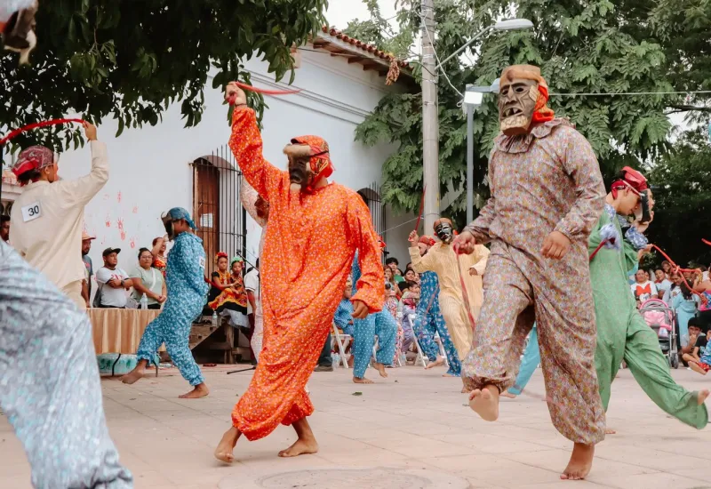 El propósito de este evento es el preservar las tradiciones zapotecas y la danza de los mbio'xho.