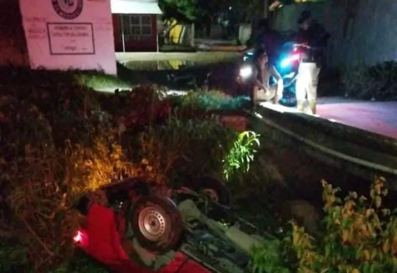 La camioneta finalmente fue llevada al corralón. 