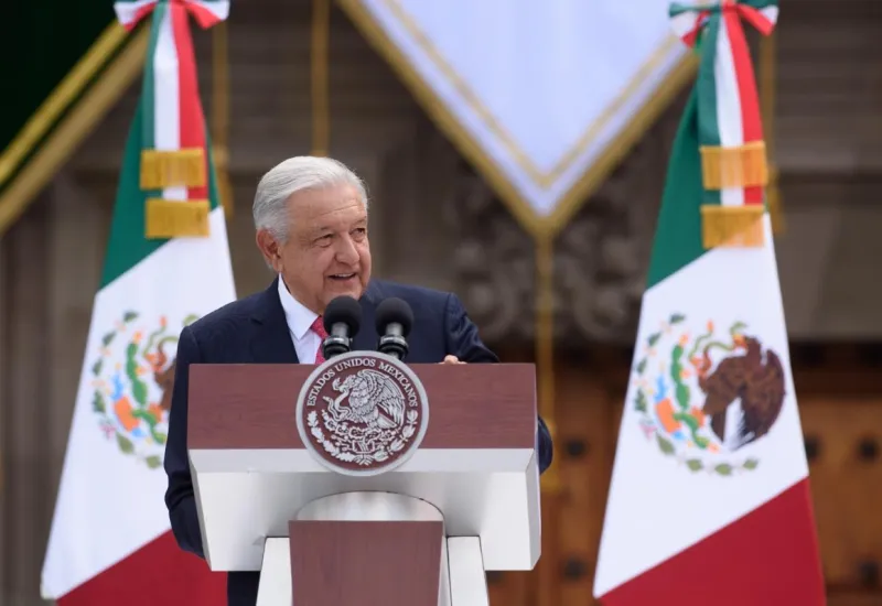 El Presidente Andrés Manuel López Obrador rindió su Sexto Informe de Gobierno en el Zócalo capitalino. Foto: Agencias