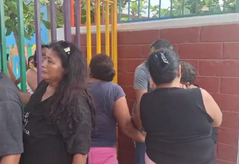 Los padres de familia están divididos.